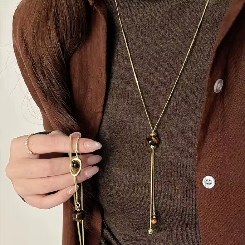 Vintage Maillard Brown Stone Pendant Necklaces for Women Trendy Casual Pulling Rope Necklaces Daily Commute Jewelry Gifts